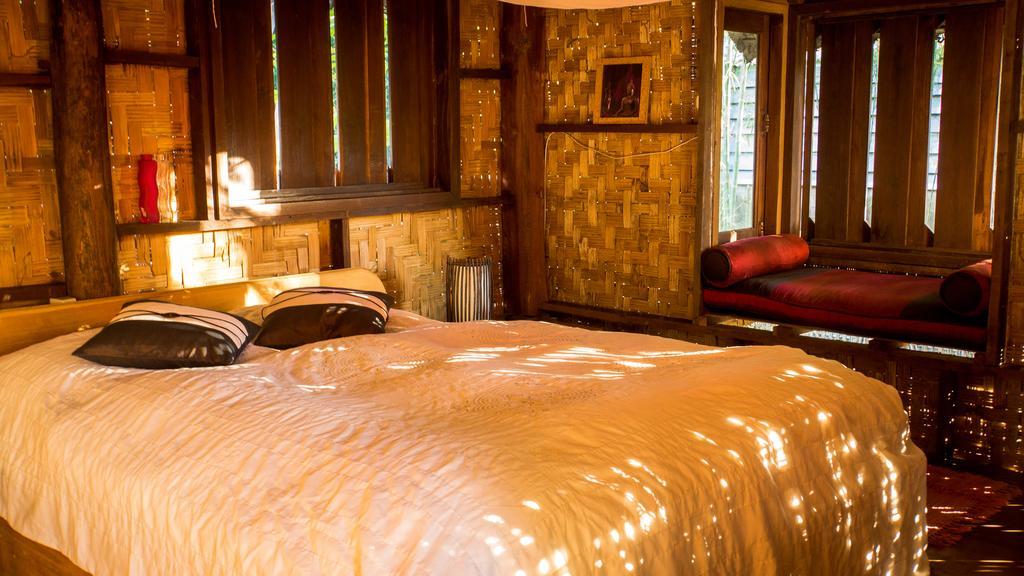 Sang Tong Huts Hotel Мае Хонг Сон Стая снимка