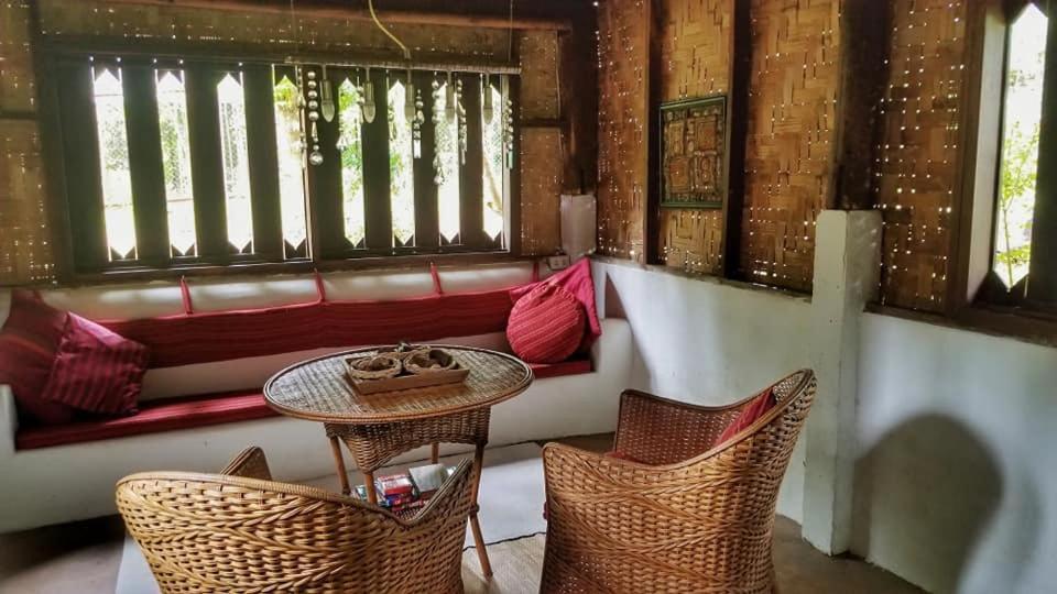 Sang Tong Huts Hotel Мае Хонг Сон Екстериор снимка